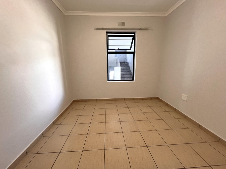 2 Bedroom Property for Sale in Parklands East Western Cape